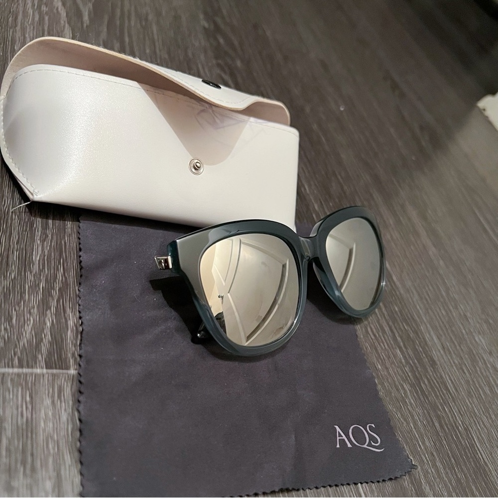 AQS Sunglasses